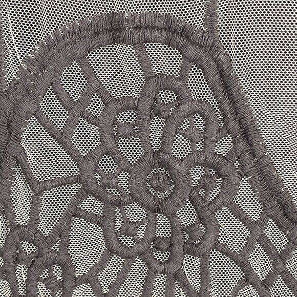 XCVI Dress Womens Size Medium Embroidered Floral Neck Drawstring Wide Sleeve - Picture 3 of 11